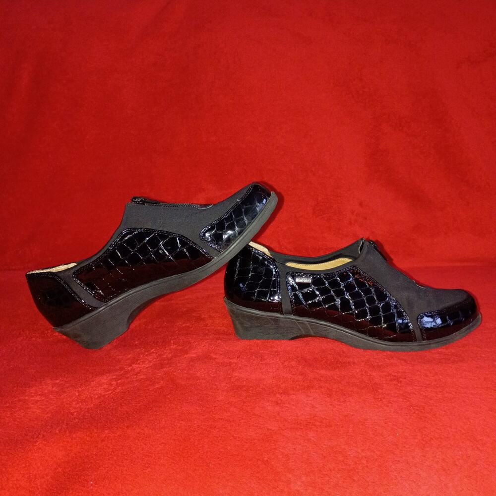 Softspots Croc Black Leather Stretch Comfort Wedge Heel Loafer 9.5M